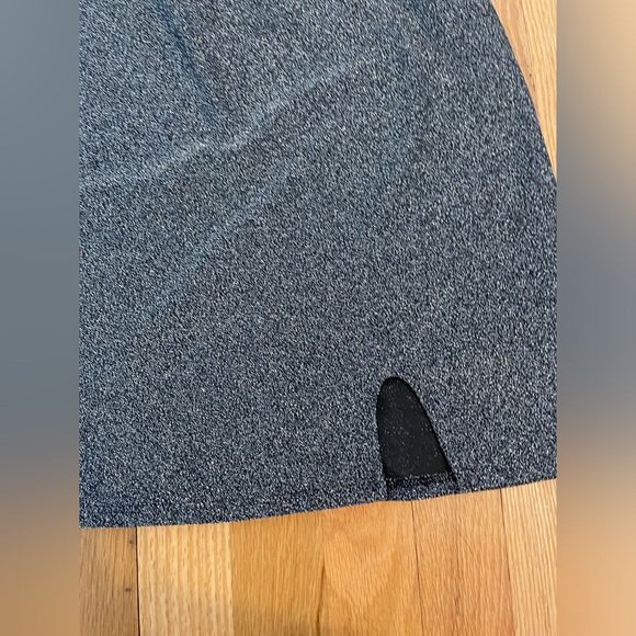 Metallic Mini skirt NWOT - Picture 2 of 4